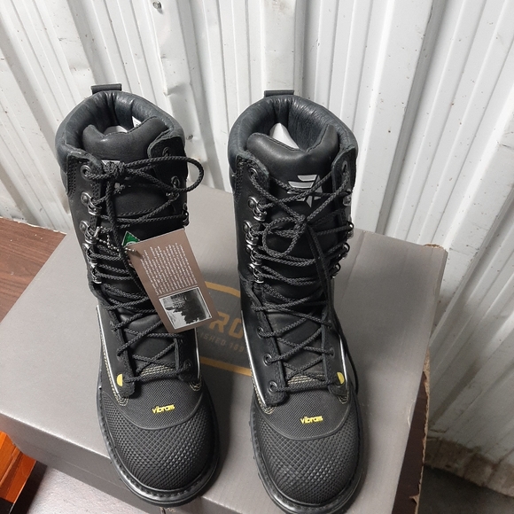 Man's working boots - Picture 5 of 13